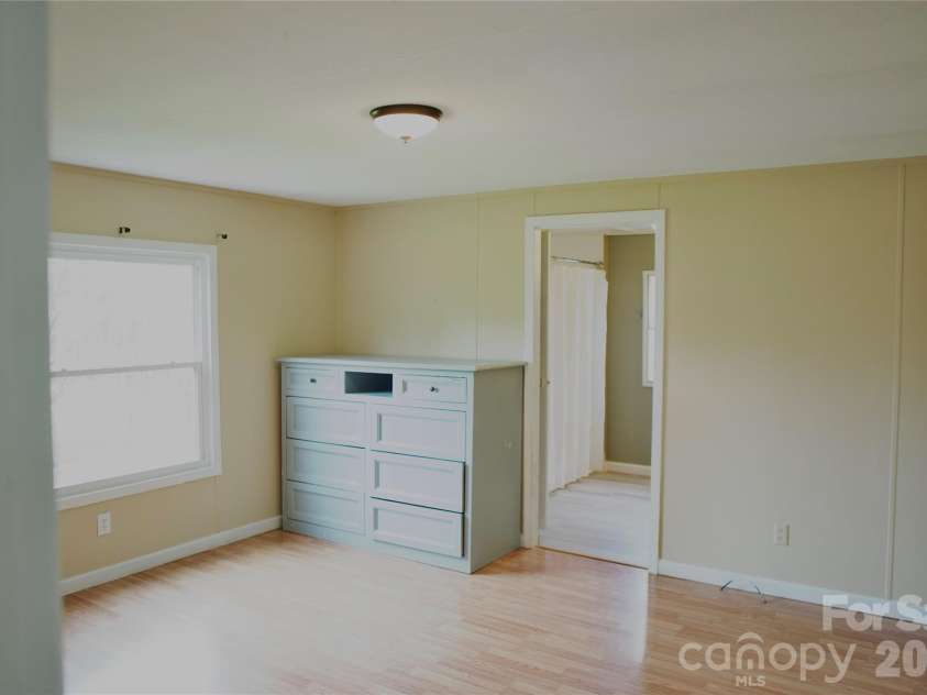 232 Summertree Drive, Troutman, NC 28166.  MLS# CAR4369245, YatesRealty ID 26553. 