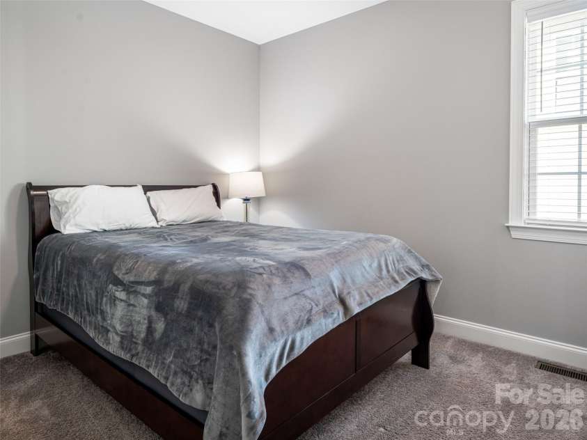 17 Dreambird Drive, Leicester, NC 28748.  MLS# CAR4370308, YatesRealty ID 26554. 