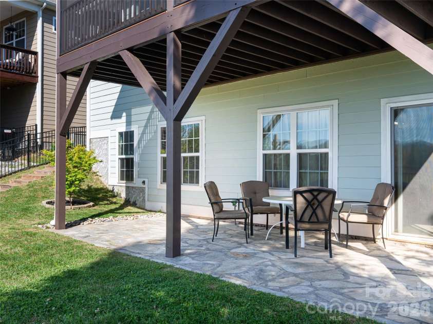 17 Dreambird Drive, Leicester, NC 28748.  MLS# CAR4370308, YatesRealty ID 26554. 