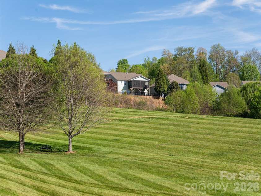 17 Dreambird Drive, Leicester, NC 28748.  MLS# CAR4370308, YatesRealty ID 26554. 