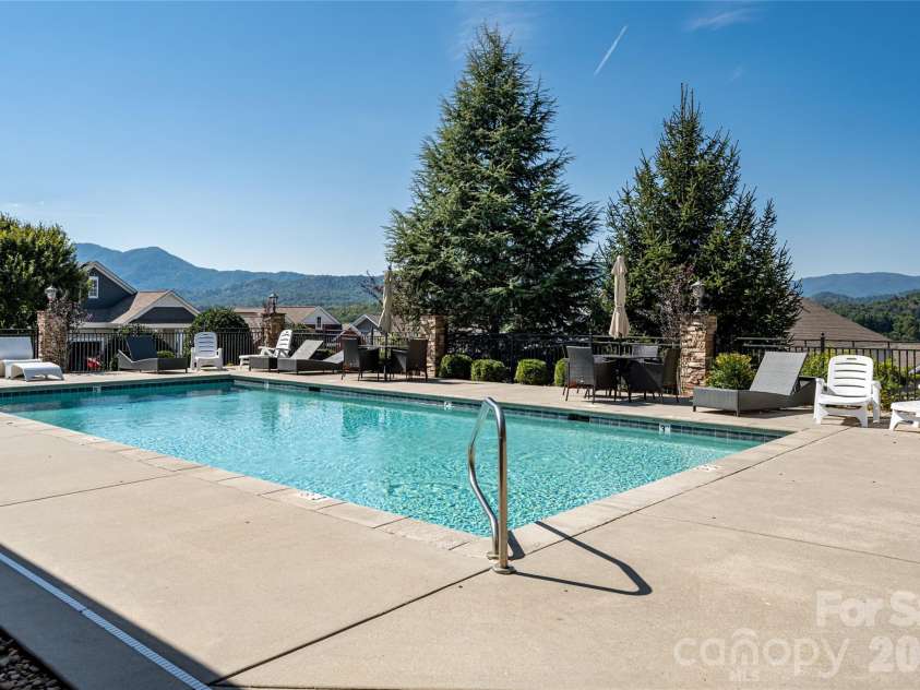 17 Dreambird Drive, Leicester, NC 28748.  MLS# CAR4370308, YatesRealty ID 26554. Community pool