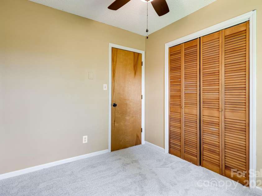 1360 Jupiter Road, Weaverville, NC 28787.  MLS# CAR4276296, YatesRealty ID 26556. Office/Study/Flex Space Main Floor