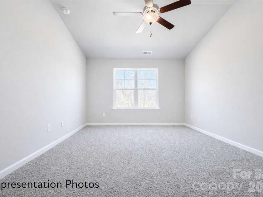 4743 Muskogee Drive, Charlotte, NC 28227.  MLS# CAR4373174, YatesRealty ID 26556. 