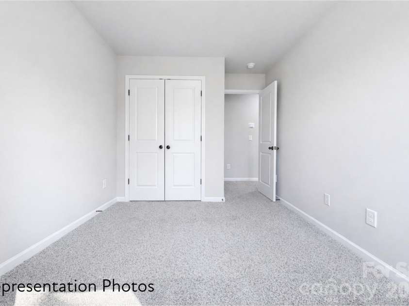 4743 Muskogee Drive, Charlotte, NC 28227.  MLS# CAR4373174, YatesRealty ID 26556. 
