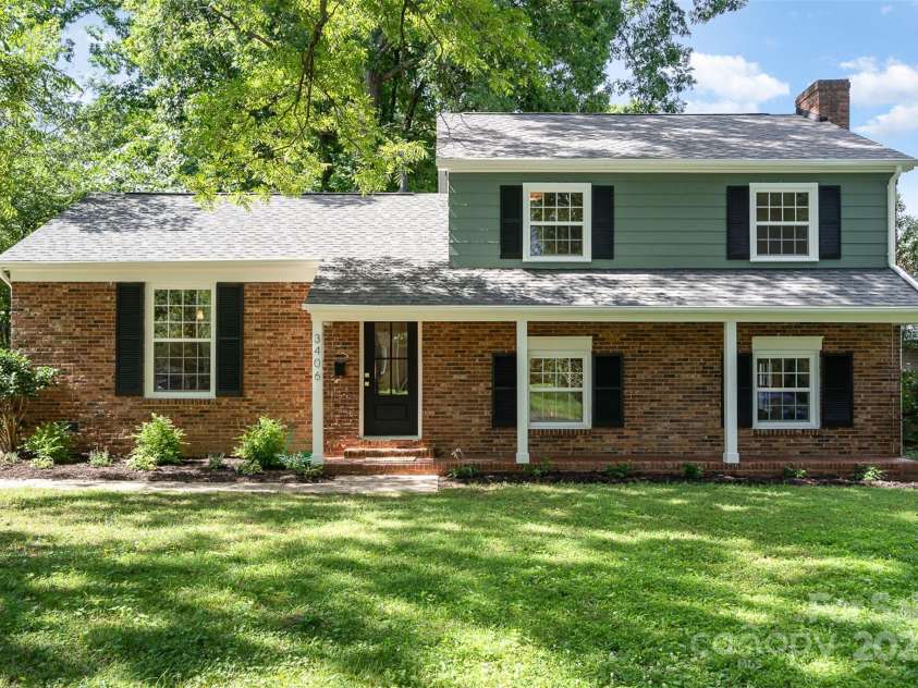 3406 Erinbrook Lane, Charlotte, NC 28215.  MLS# CAR4276847, YatesRealty ID 26557. 