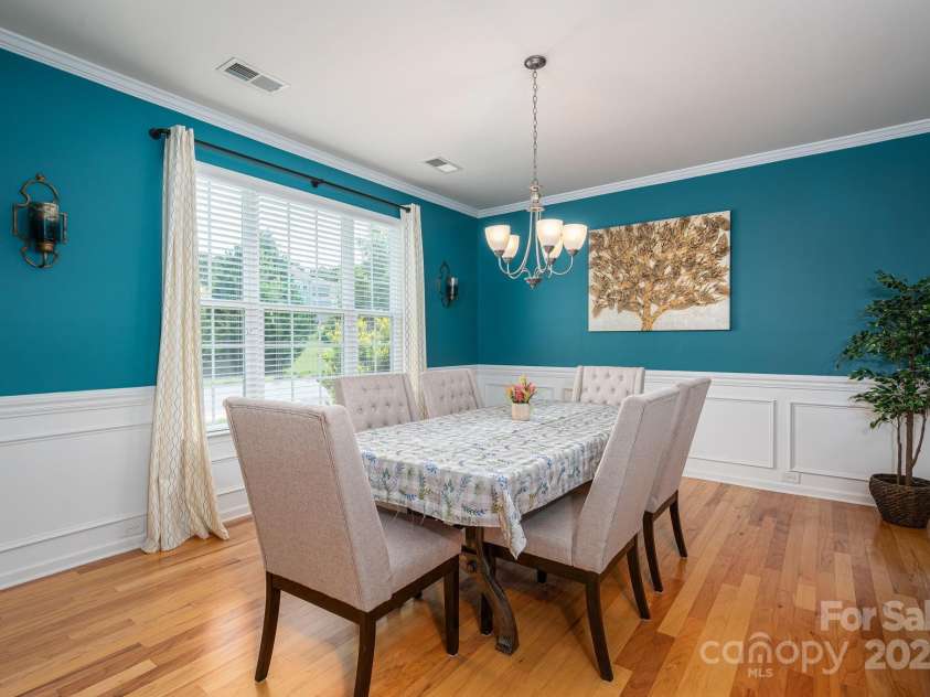 104 Wingstem Court, Mooresville, NC 28117.  MLS# CAR4269574, YatesRealty ID 26559. Formal dining room
