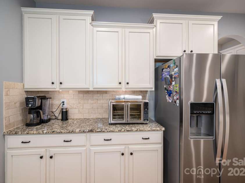104 Wingstem Court, Mooresville, NC 28117.  MLS# CAR4269574, YatesRealty ID 26559. Gourmet Kitchen