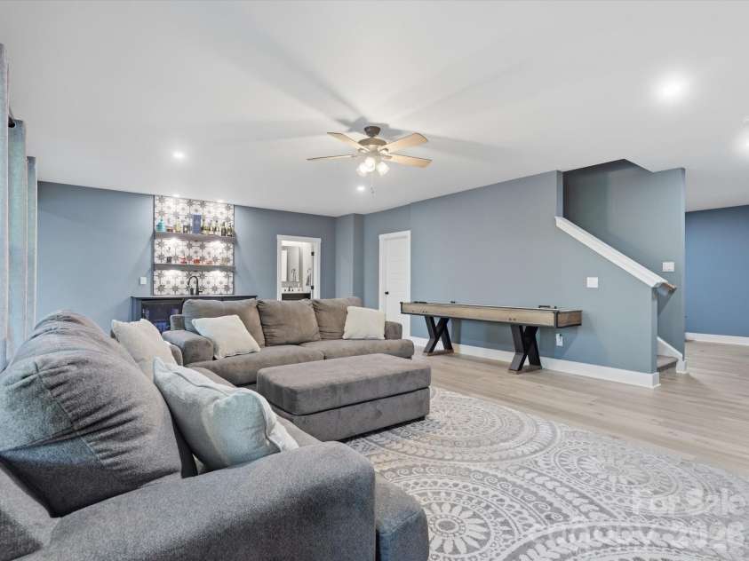 2526 Paddlers Cove Drive, Clover, SC 29710.  MLS# CAR4375452, YatesRealty ID 26559. 