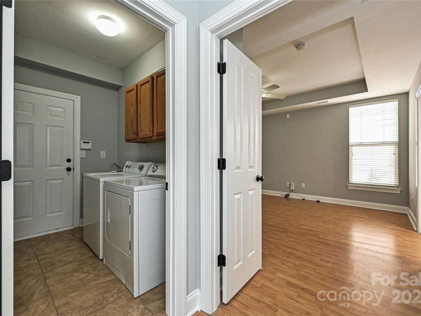 14944 Carbert Lane, Huntersville, NC 28078.  MLS# CAR4198819, YatesRealty ID 2656. Laundry/ Primary Suite Entrance