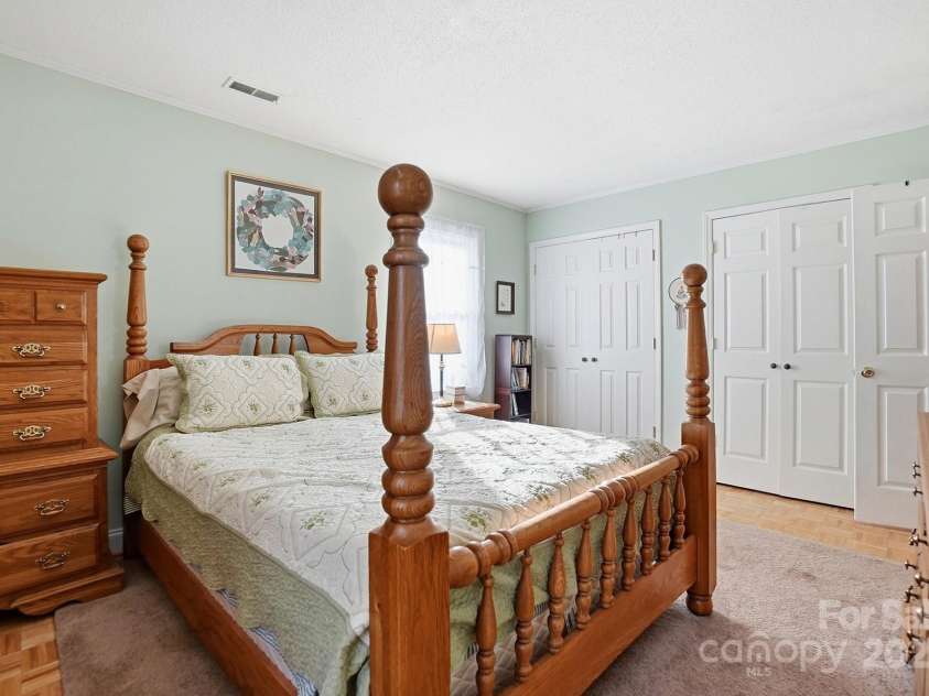 6309 Pineburr Road, Charlotte, NC 28211.  MLS# CAR4319188, YatesRealty ID 2656. 