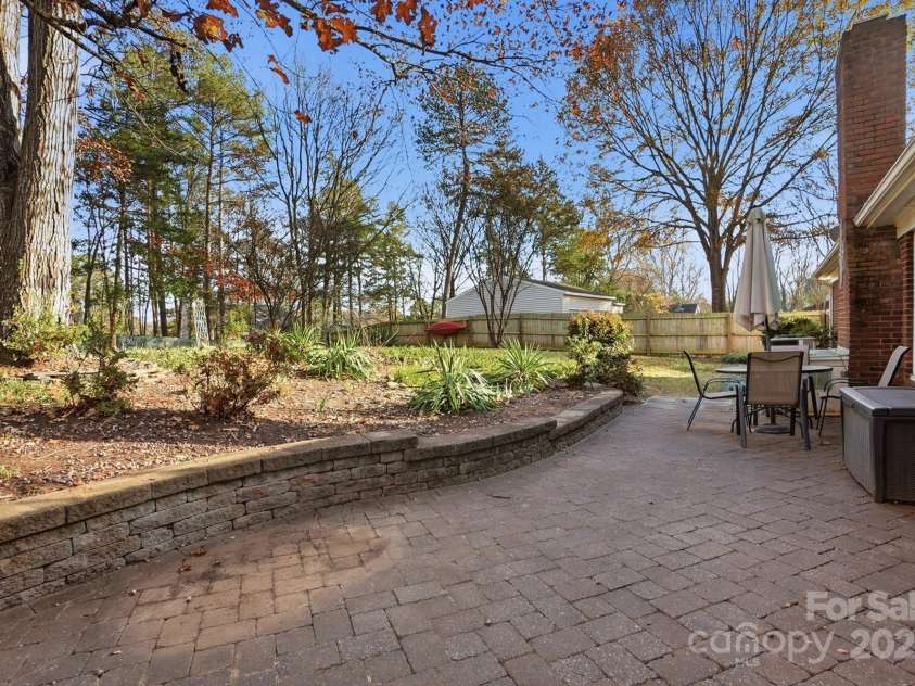 6309 Pineburr Road, Charlotte, NC 28211.  MLS# CAR4319188, YatesRealty ID 2656. 