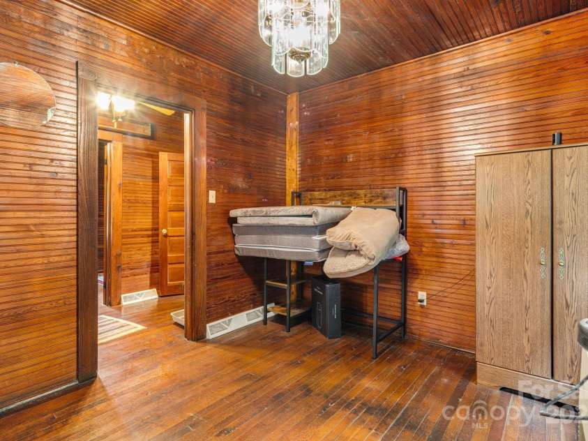 2428 Hamburg Road, Mars Hill, NC 28754.  MLS# CAR4270974, YatesRealty ID 26562. Dining Room