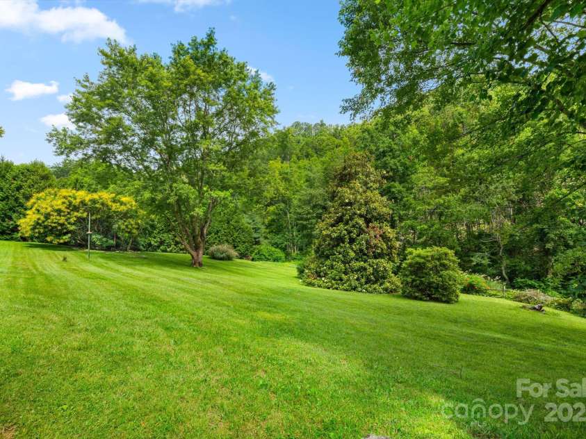 2428 Hamburg Road, Mars Hill, NC 28754.  MLS# CAR4270974, YatesRealty ID 26562. Garden Area/Usable Acreage