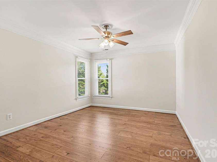 7068 Kidwelly Lane, Matthews, NC 28104.  MLS# CAR4379419, YatesRealty ID 26562. 