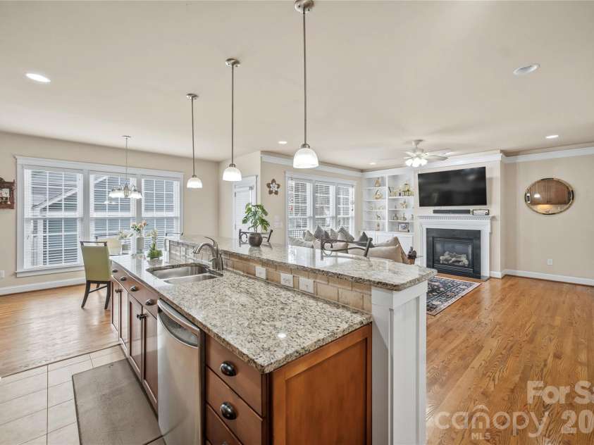 11507 Ardrey Crest Drive, Charlotte, NC 28277.  MLS# CAR4380098, YatesRealty ID 26563. 