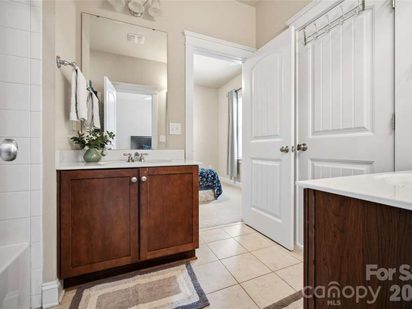 11507 Ardrey Crest Drive, Charlotte, NC 28277.  MLS# CAR4380098, YatesRealty ID 26563. 