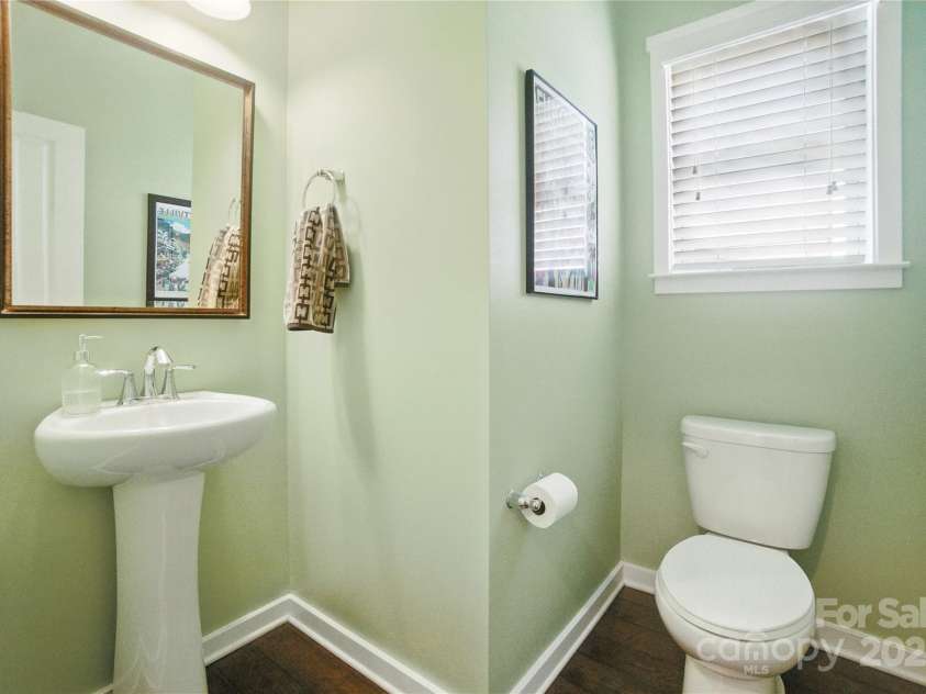 2246 Bluebell Way, Tega Cay, SC 29708.  MLS# CAR4266923, YatesRealty ID 26564. 