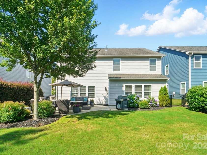 2246 Bluebell Way, Tega Cay, SC 29708.  MLS# CAR4266923, YatesRealty ID 26564. 