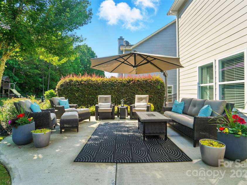 2246 Bluebell Way, Tega Cay, SC 29708.  MLS# CAR4266923, YatesRealty ID 26564. 
