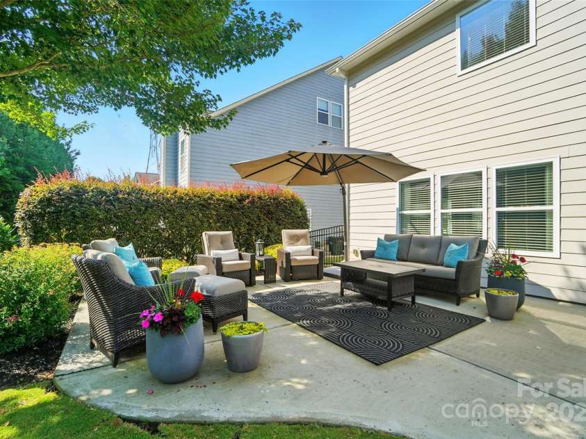 2246 Bluebell Way, Tega Cay, SC 29708.  MLS# CAR4266923, YatesRealty ID 26564. 