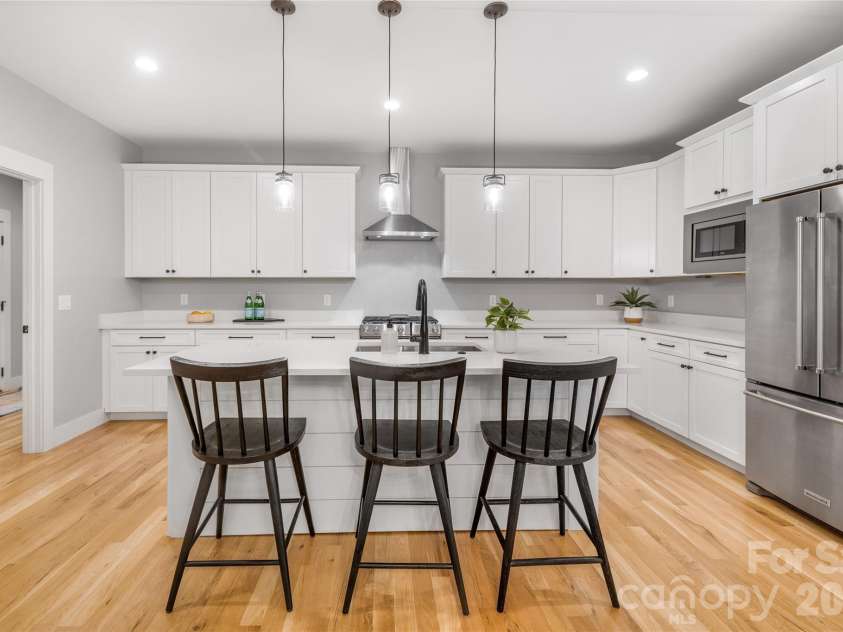 9 Ashe Park Circle, Asheville, NC 28806.  MLS# CAR4377416, YatesRealty ID 26564. 