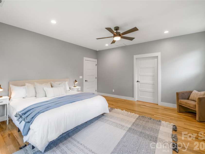 9 Ashe Park Circle, Asheville, NC 28806.  MLS# CAR4377416, YatesRealty ID 26564. 