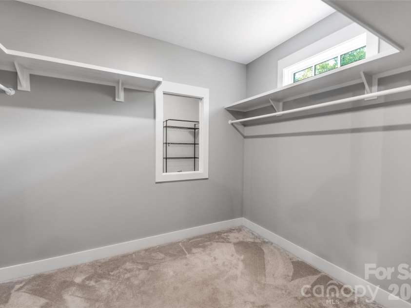 9 Ashe Park Circle, Asheville, NC 28806.  MLS# CAR4377416, YatesRealty ID 26564. 
