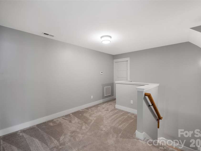 9 Ashe Park Circle, Asheville, NC 28806.  MLS# CAR4377416, YatesRealty ID 26564. 