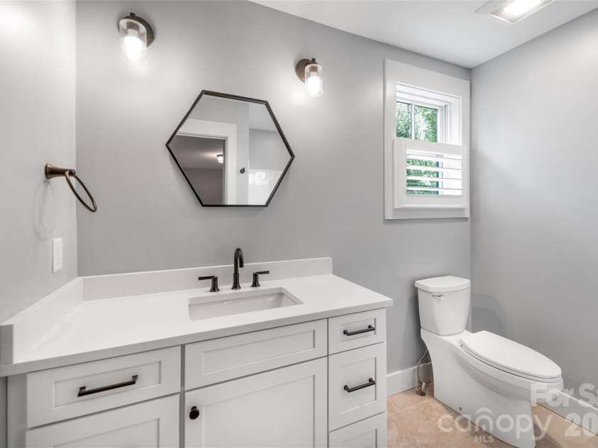 9 Ashe Park Circle, Asheville, NC 28806.  MLS# CAR4377416, YatesRealty ID 26564. Full bath 3 is upstairs.