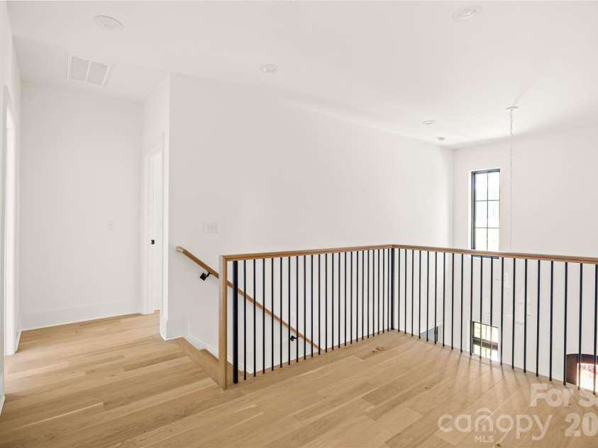 2005 Chatham Avenue, Charlotte, NC 28205.  MLS# CAR4358896, YatesRealty ID 26565. 