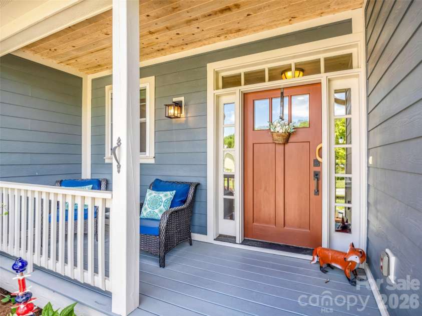 27 Spelter Street, Hendersonville, NC 28792.  MLS# CAR4381868, YatesRealty ID 26566. 