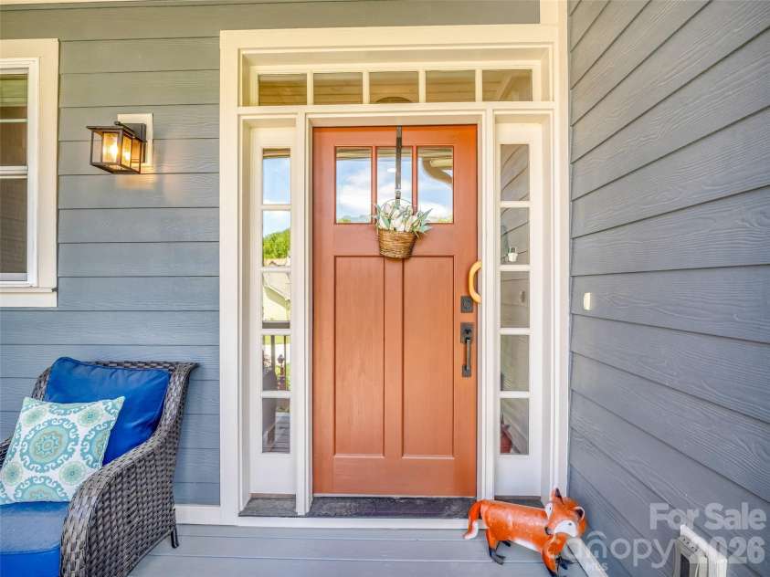 27 Spelter Street, Hendersonville, NC 28792.  MLS# CAR4381868, YatesRealty ID 26566. 