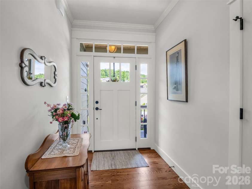 27 Spelter Street, Hendersonville, NC 28792.  MLS# CAR4381868, YatesRealty ID 26566. 