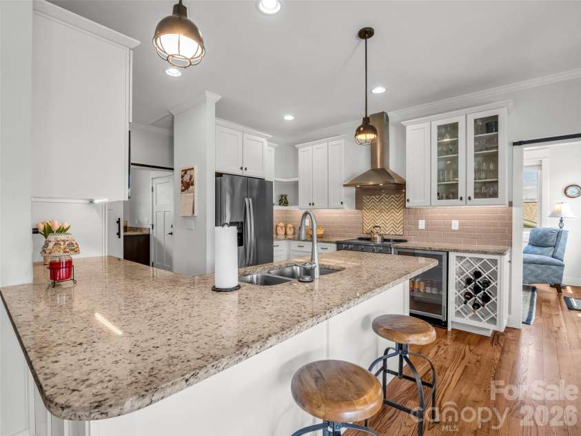 27 Spelter Street, Hendersonville, NC 28792.  MLS# CAR4381868, YatesRealty ID 26566. 