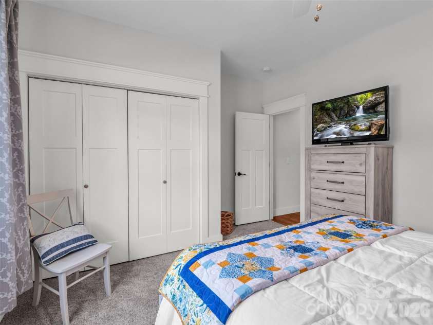 27 Spelter Street, Hendersonville, NC 28792.  MLS# CAR4381868, YatesRealty ID 26566. 