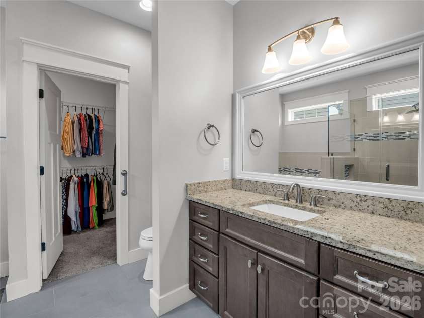 27 Spelter Street, Hendersonville, NC 28792.  MLS# CAR4381868, YatesRealty ID 26566. 