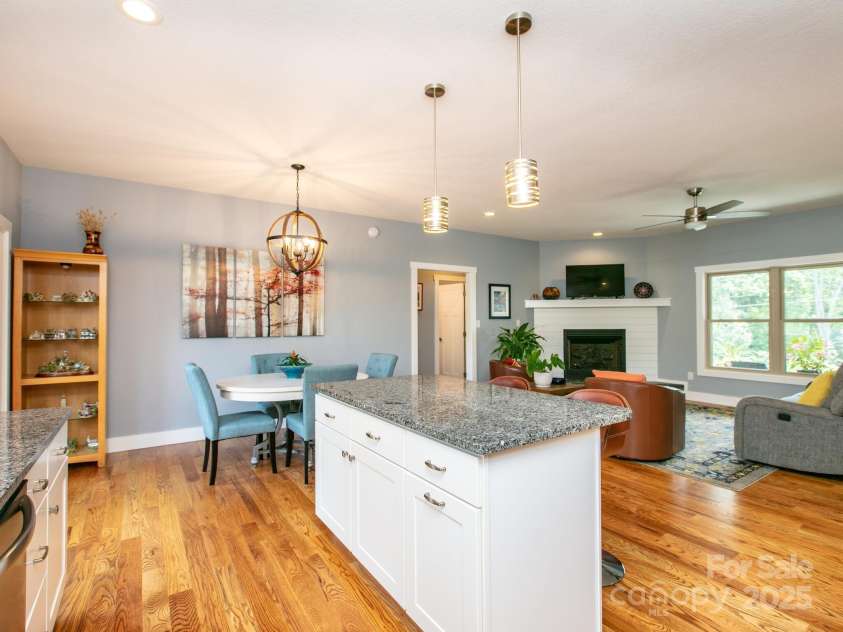 5 Pine Drive, Weaverville, NC 28787.  MLS# CAR4257819, YatesRealty ID 26567. Breakfast bar!