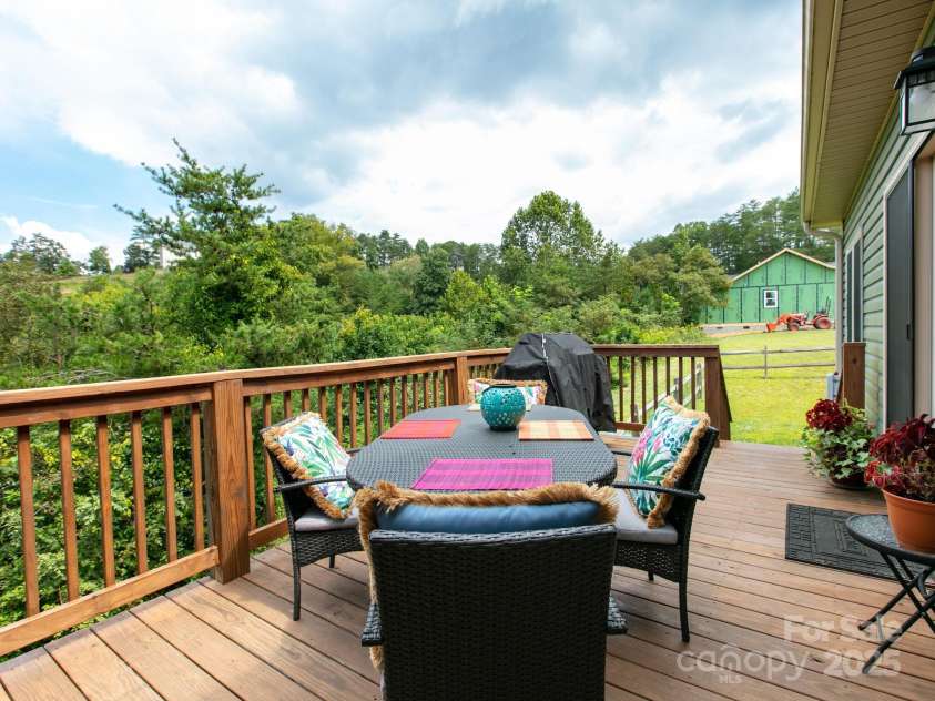 5 Pine Drive, Weaverville, NC 28787.  MLS# CAR4257819, YatesRealty ID 26567. Enjoy the peace and quiet