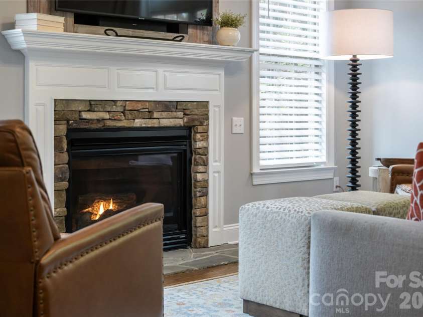 75 Ledgestone Drive, Fairview, NC 28730.  MLS# CAR4371731, YatesRealty ID 26567. 