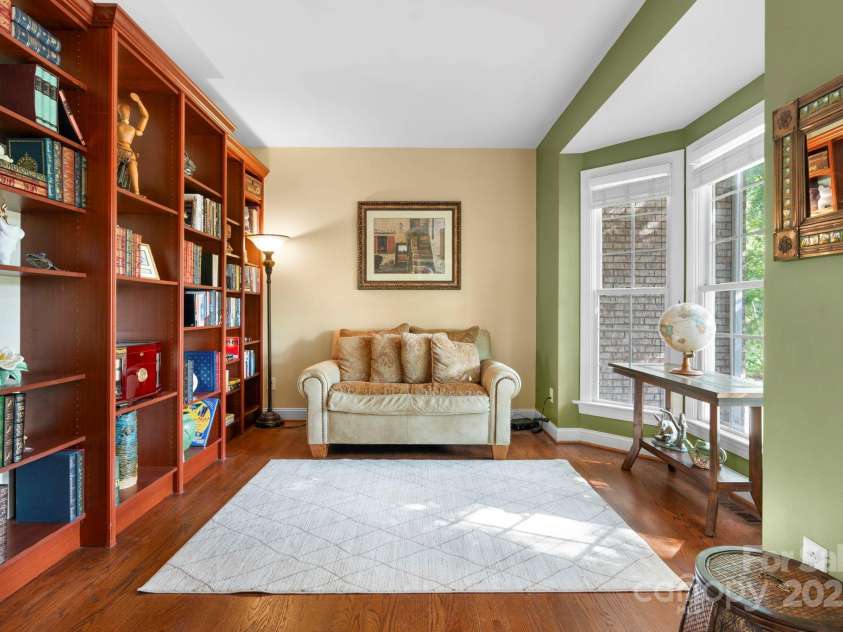 4007 Lake Shore Road, Denver, NC 28037.  MLS# CAR4271111, YatesRealty ID 26569. This space is just inside the front door to the right and would make a great office.