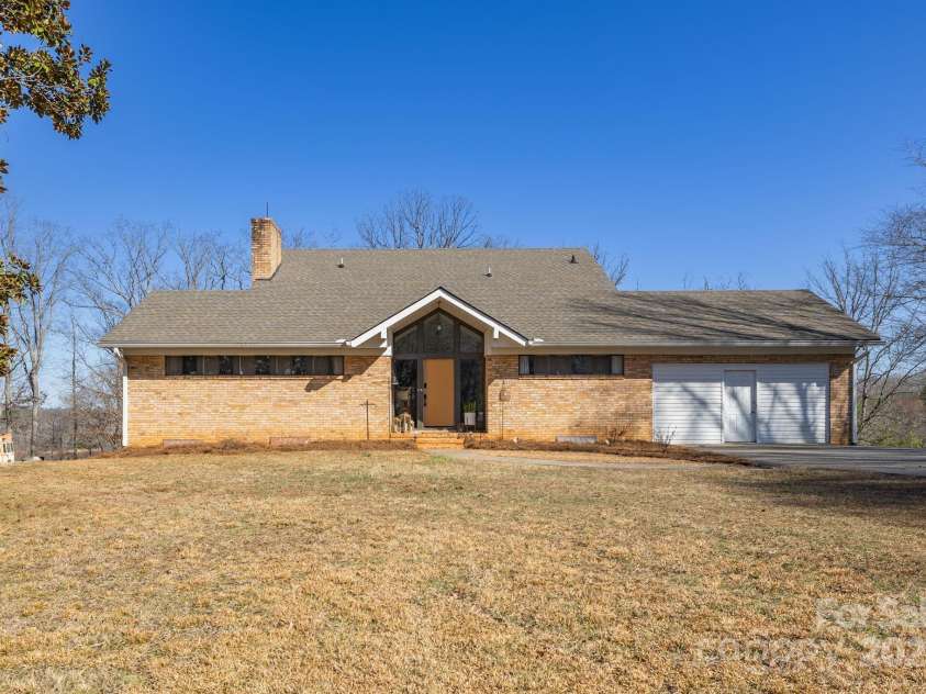 671 Happy Home School Road, Ruffin, NC 27326.  MLS# CAR4234620, YatesRealty ID 2657. 