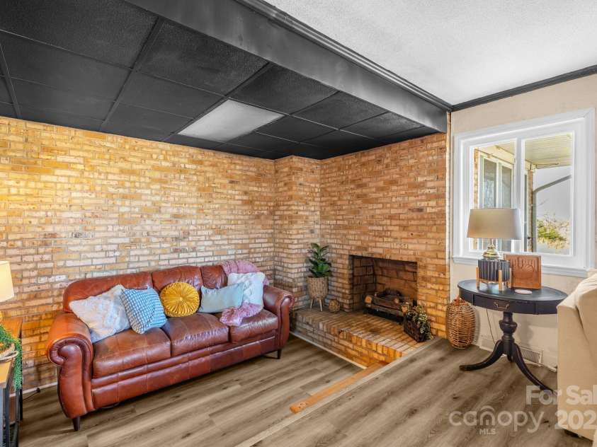 671 Happy Home School Road, Ruffin, NC 27326.  MLS# CAR4234620, YatesRealty ID 2657. 