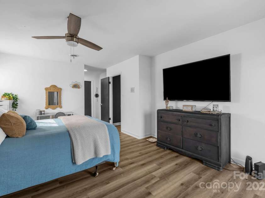 671 Happy Home School Road, Ruffin, NC 27326.  MLS# CAR4234620, YatesRealty ID 2657. 