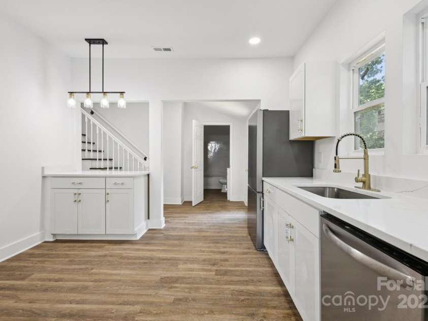 1108 4th Street, Statesville, NC 28677.  MLS# CAR4275688, YatesRealty ID 26570. 