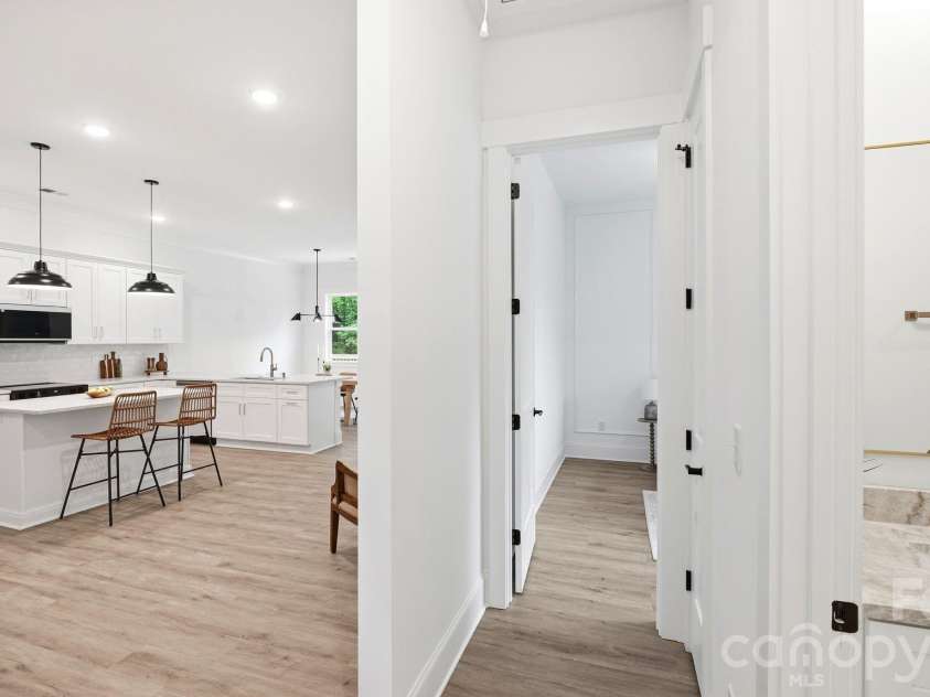 825 Breezewood Drive, Charlotte, NC 28262.  MLS# CAR4384219, YatesRealty ID 26571. 