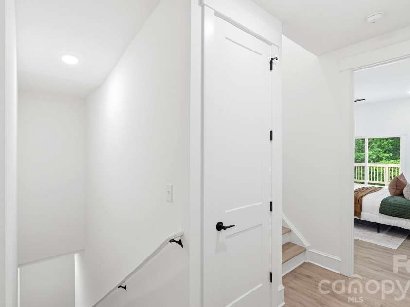 825 Breezewood Drive, Charlotte, NC 28262.  MLS# CAR4384219, YatesRealty ID 26571. 