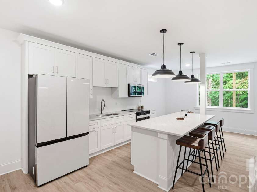 825 Breezewood Drive, Charlotte, NC 28262.  MLS# CAR4384219, YatesRealty ID 26571. 
