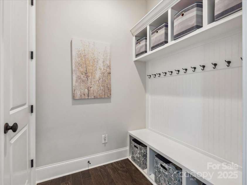 1008 Ladera Drive, Marvin, NC 28173.  MLS# CAR4261339, YatesRealty ID 26572. 