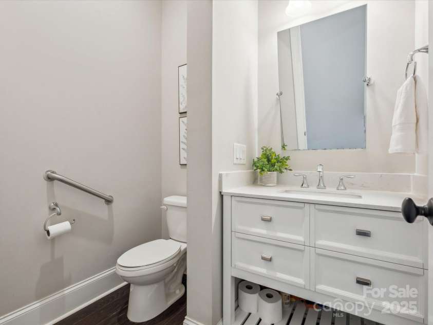 1008 Ladera Drive, Marvin, NC 28173.  MLS# CAR4261339, YatesRealty ID 26572. 