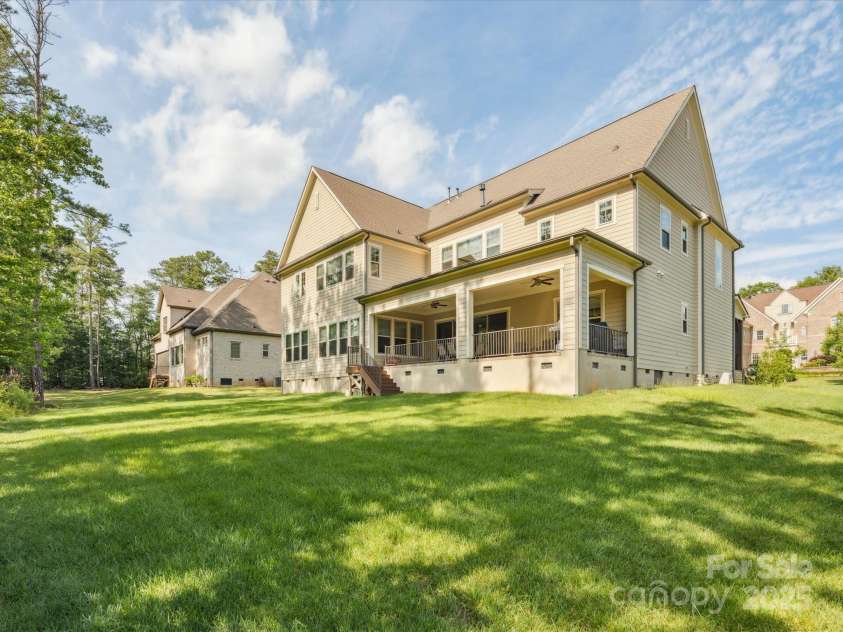 1008 Ladera Drive, Marvin, NC 28173.  MLS# CAR4261339, YatesRealty ID 26572. 